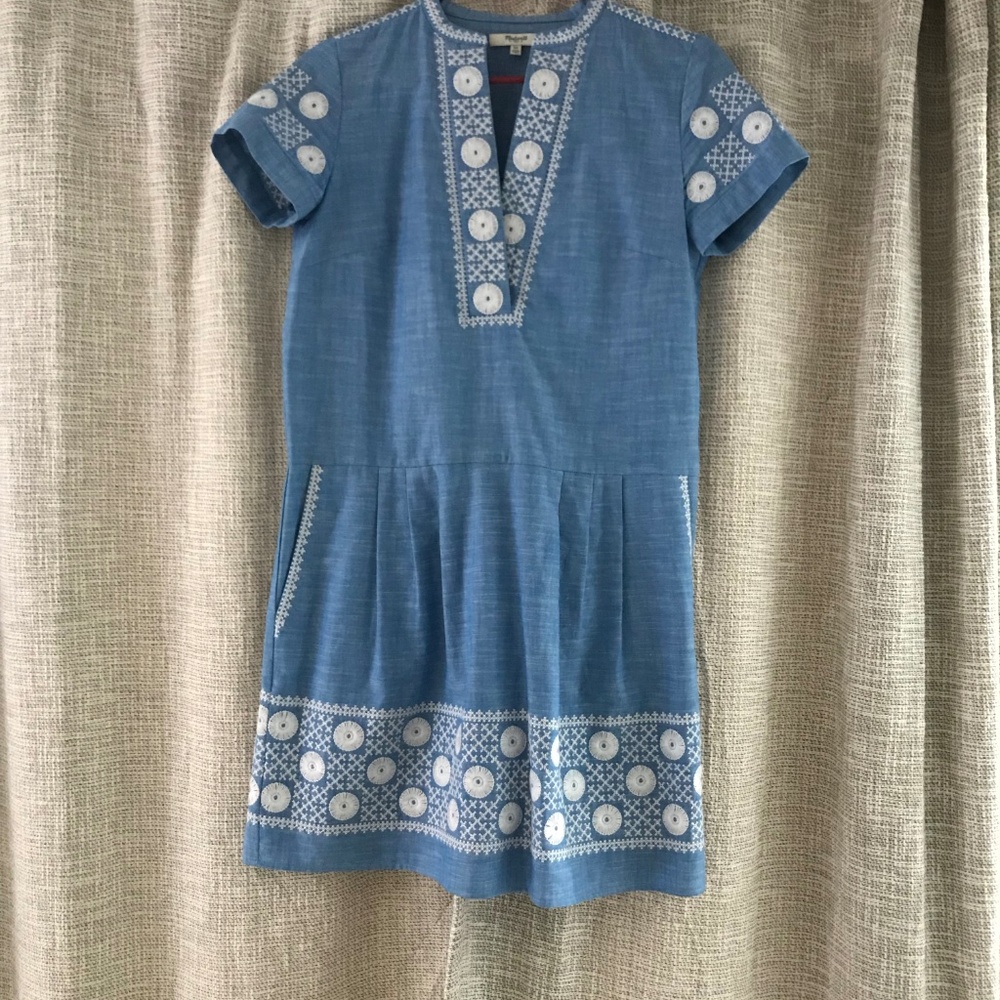 Madewell chambray dress with pockets